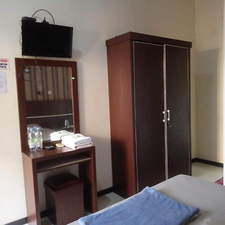 Riki Guesthouse Syari'Ah Jepara Esterno foto