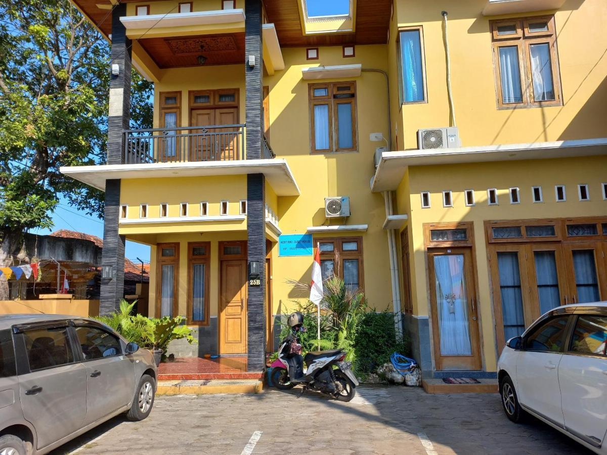 Riki Guesthouse Syari'Ah Jepara Esterno foto