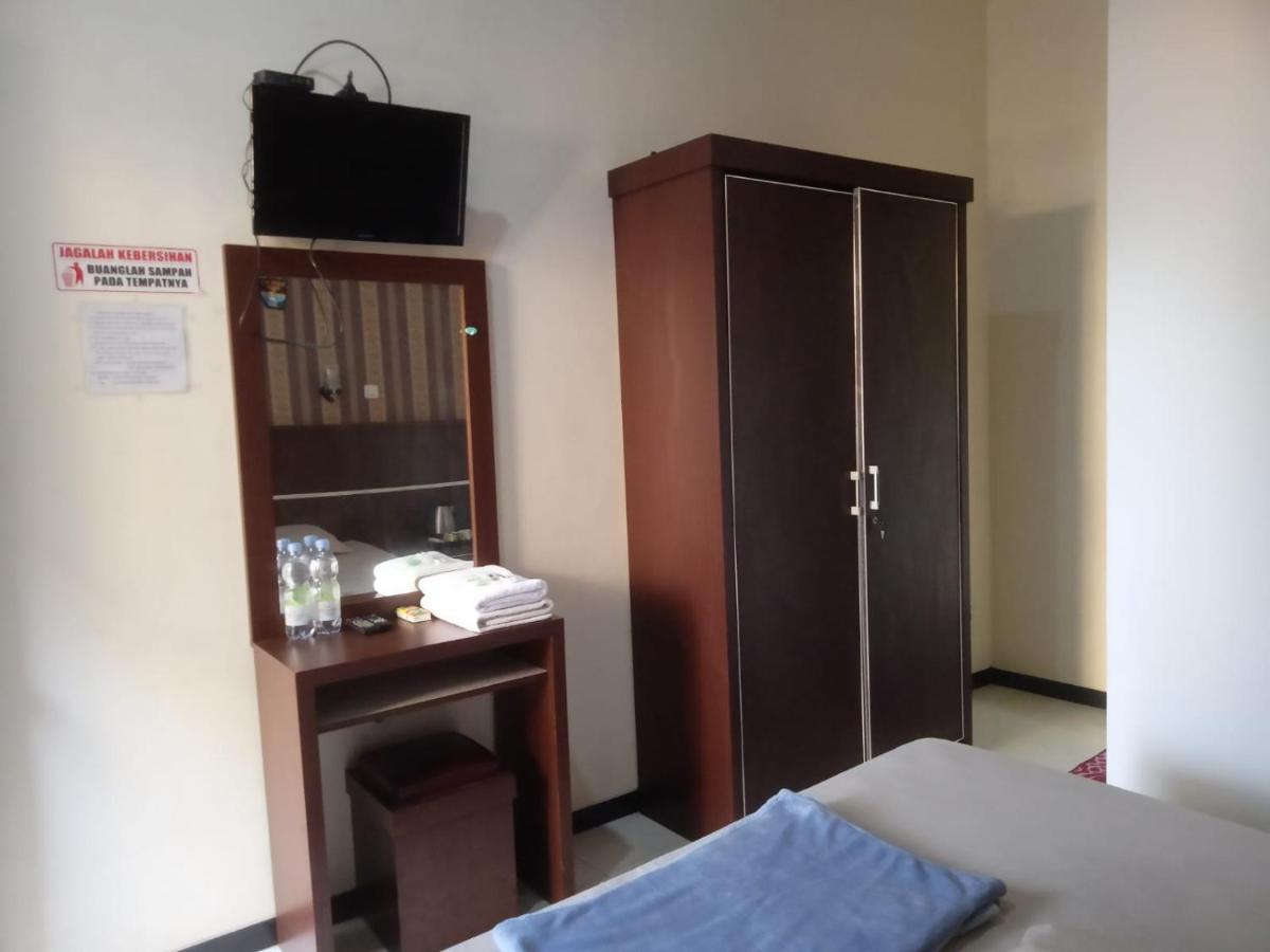 Riki Guesthouse Syari'Ah Jepara Esterno foto